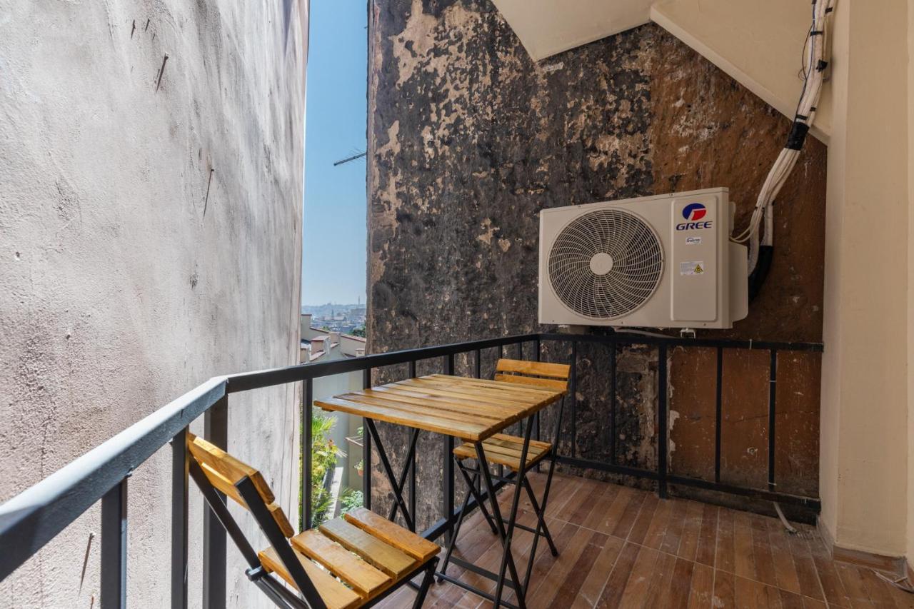 House Of Pirilti Apartment Istanbul Exterior photo